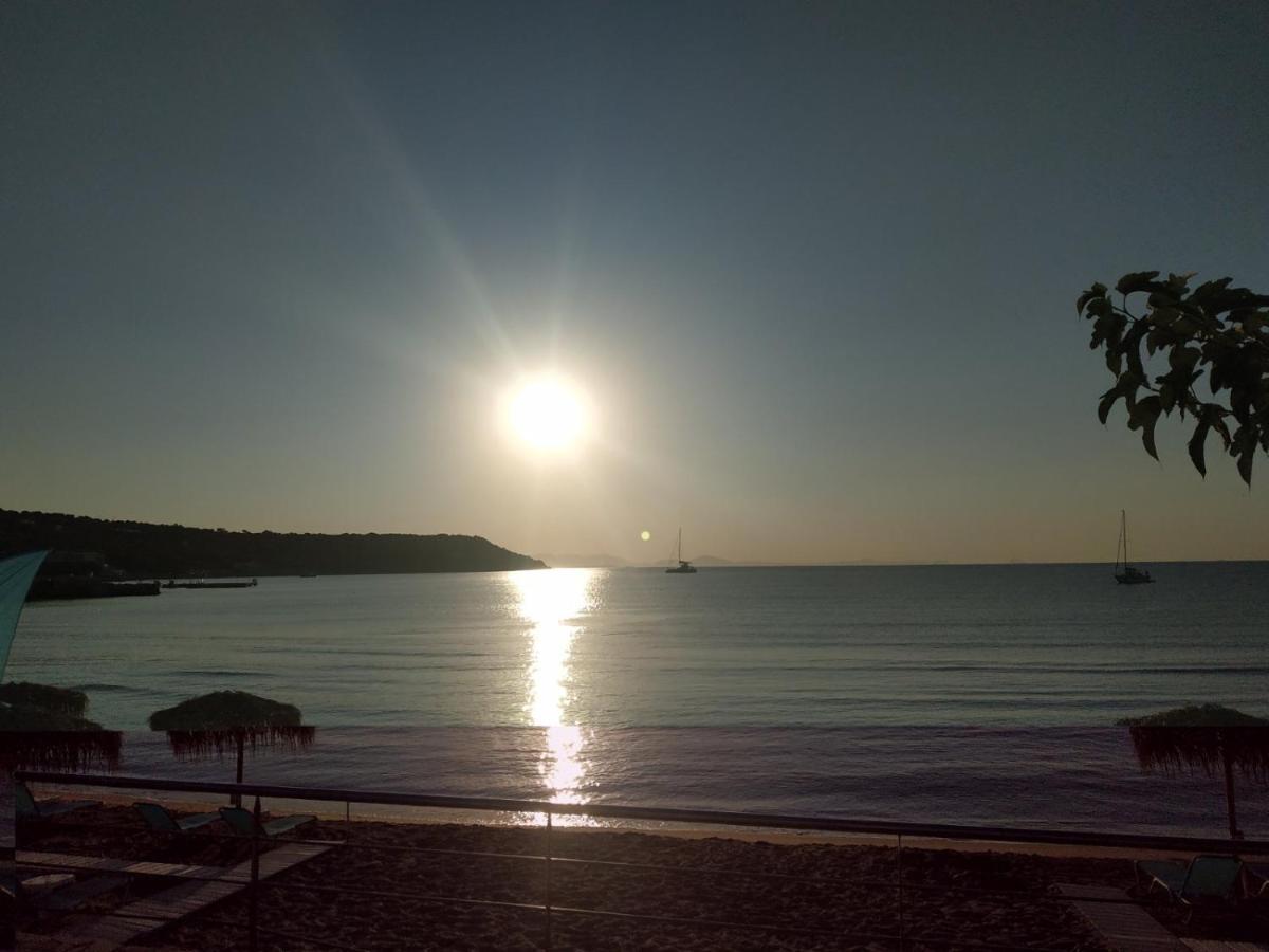 Παραθαλασσιο Στουντιο Μιχαλιας Sea View Studio Michalias Νουμερο 8 Agia Marina  Esterno foto